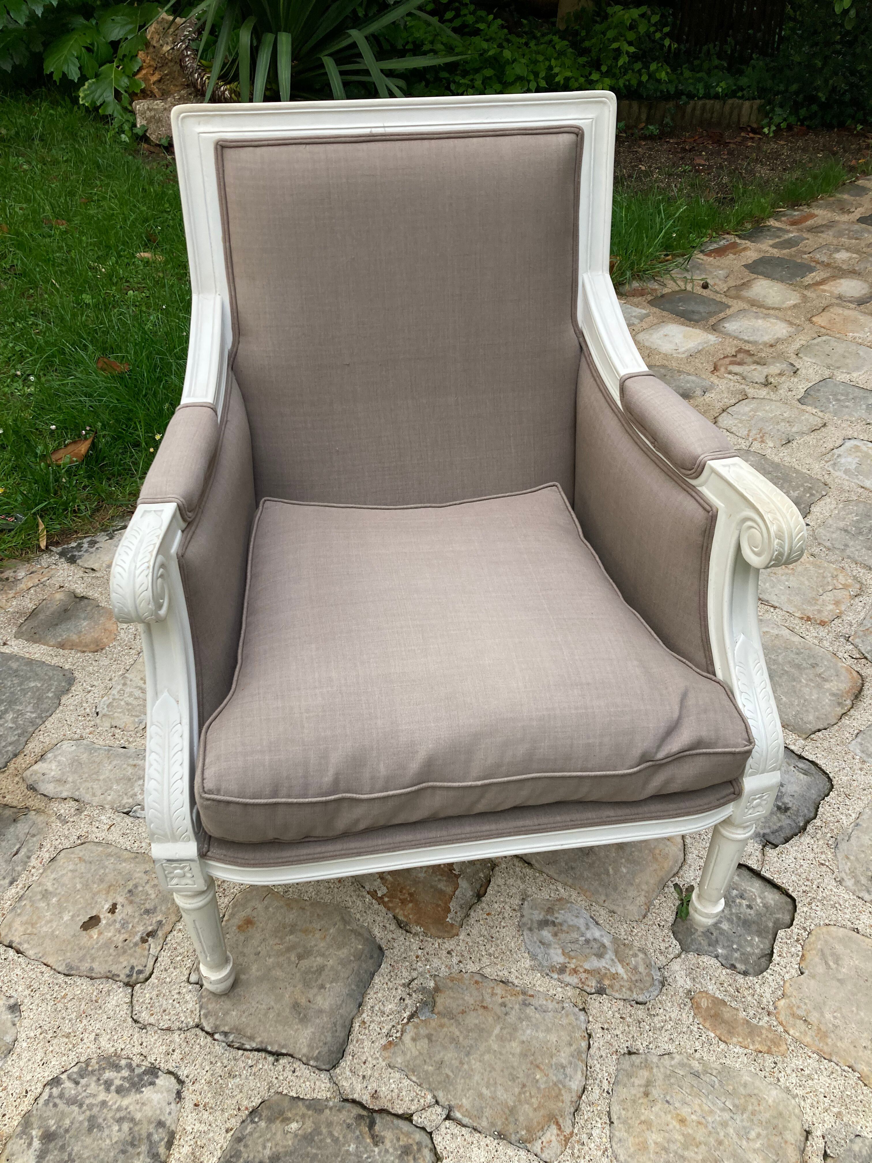 Louis XVI bergère style
