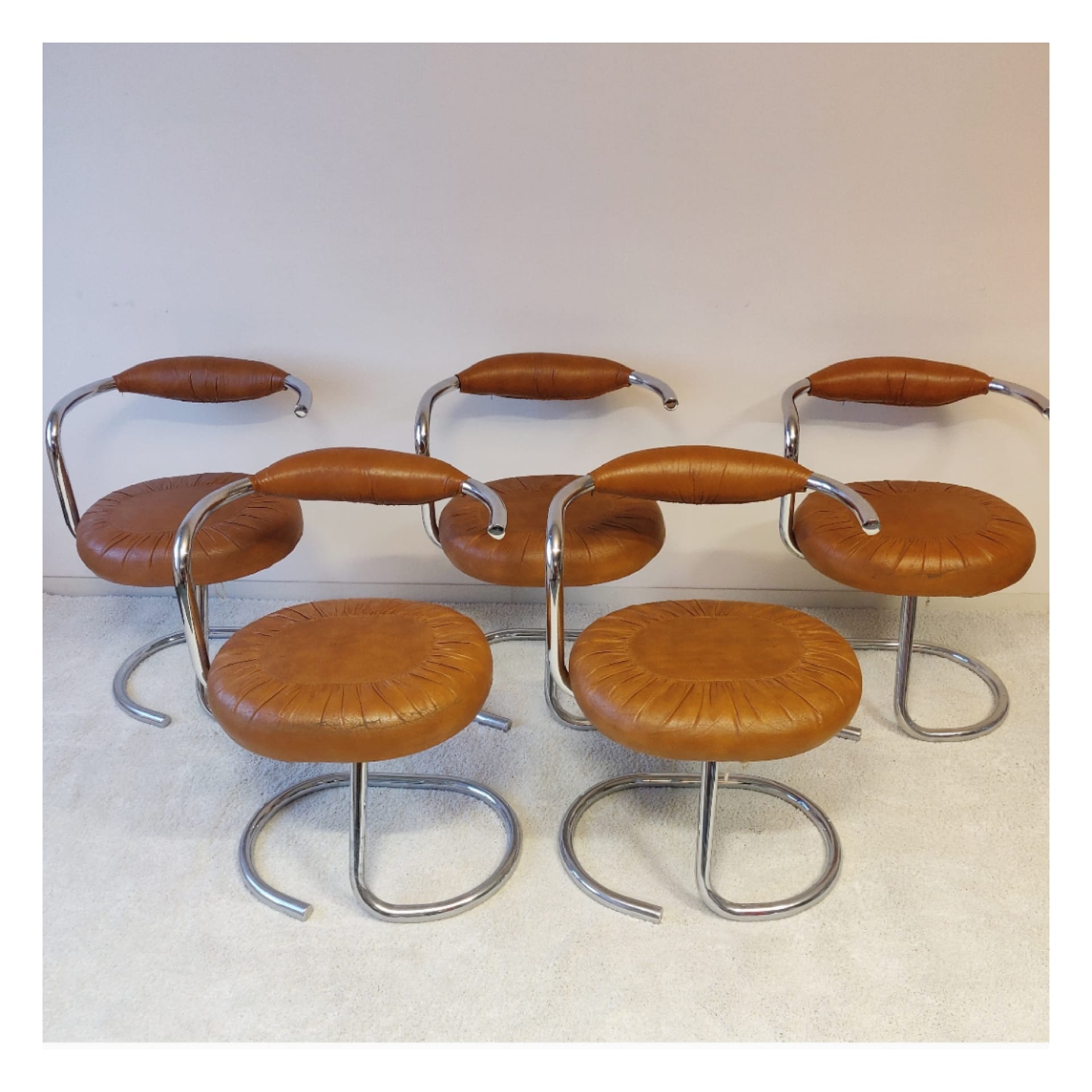 Set of 5 Cobra chairs by Giotto Stoppino