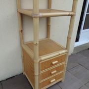 Étagère en bambou et rotin