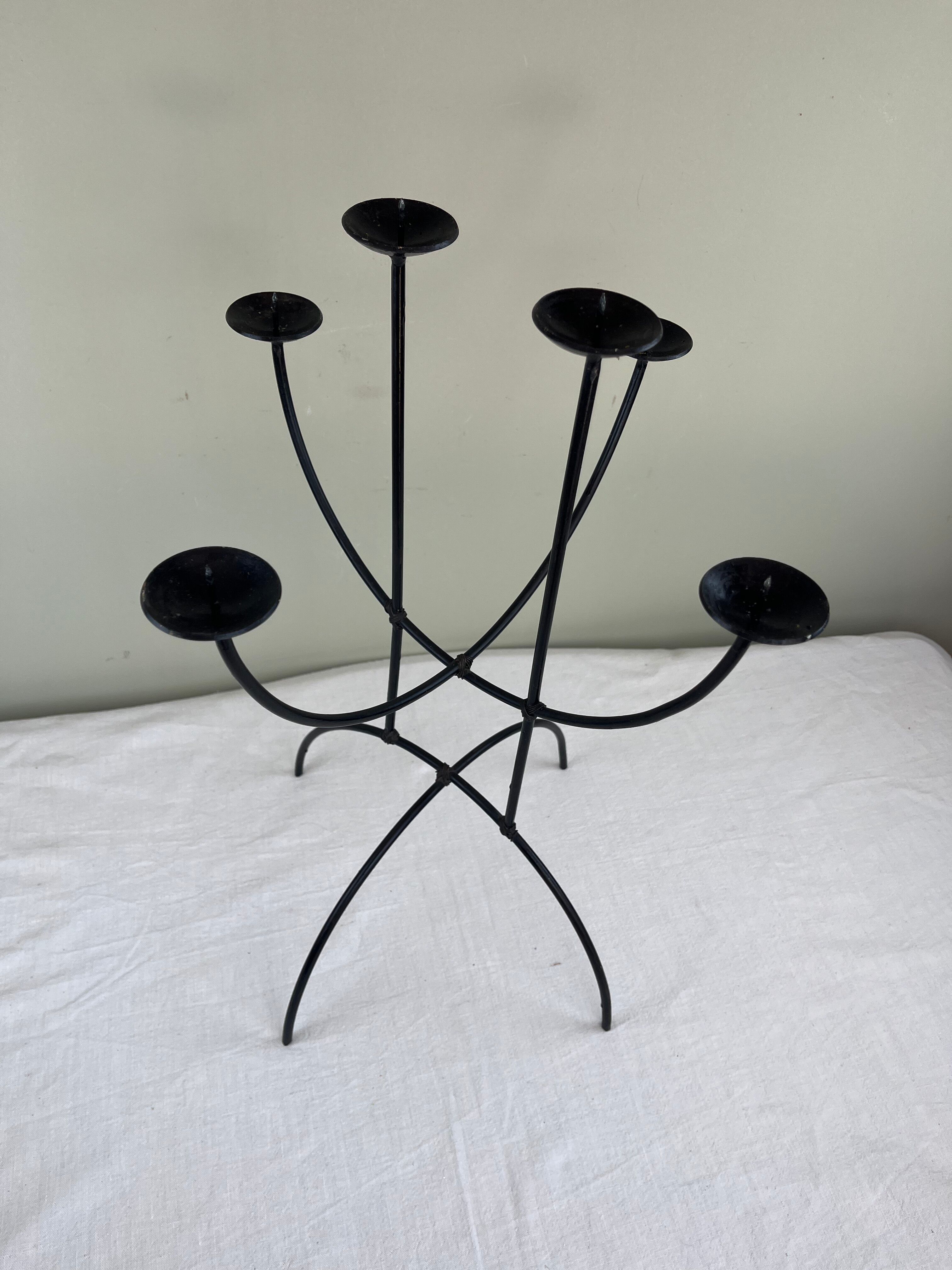 Sculptural chandelier in wrought iron