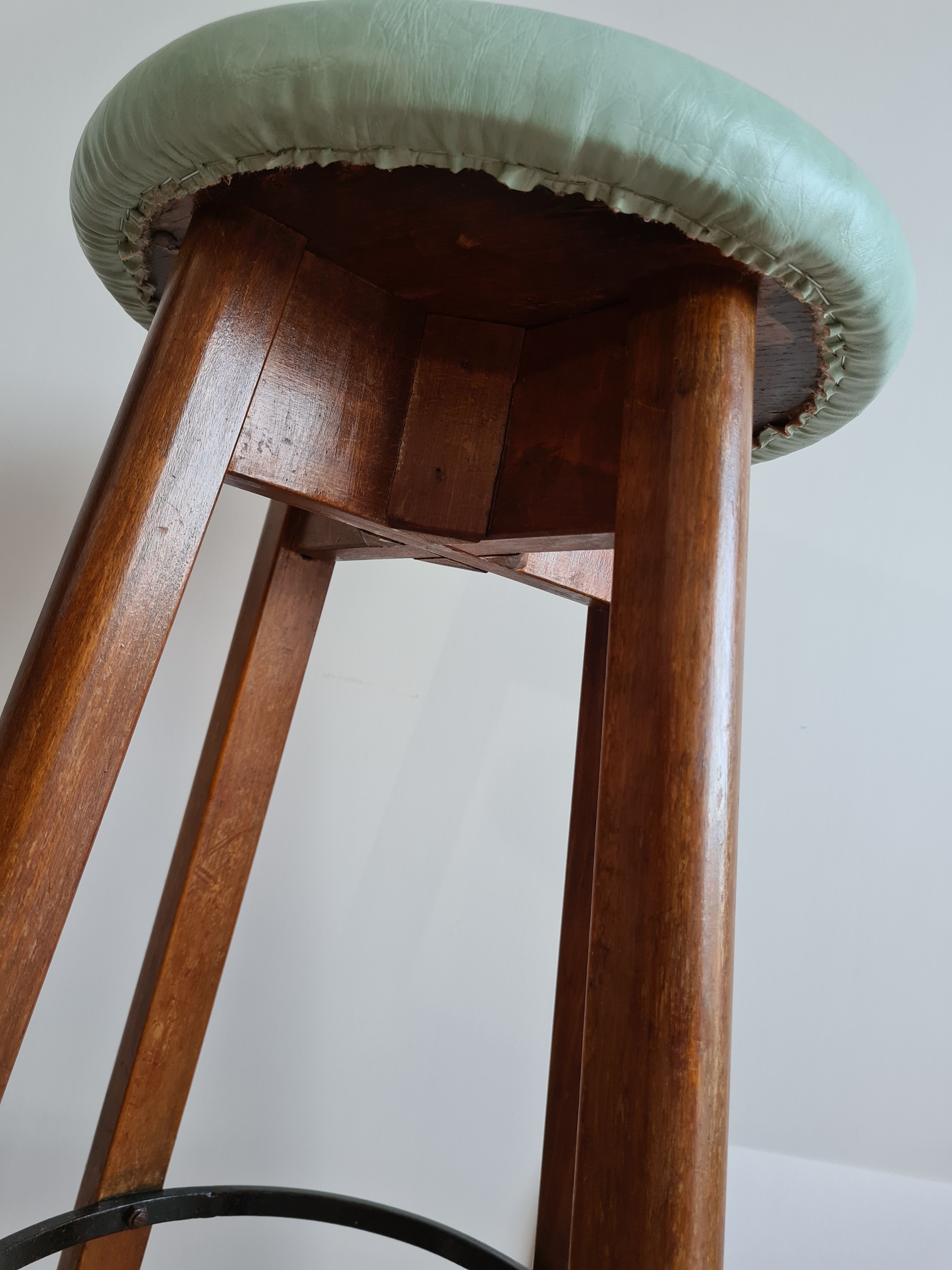 Vintage top tabouret
