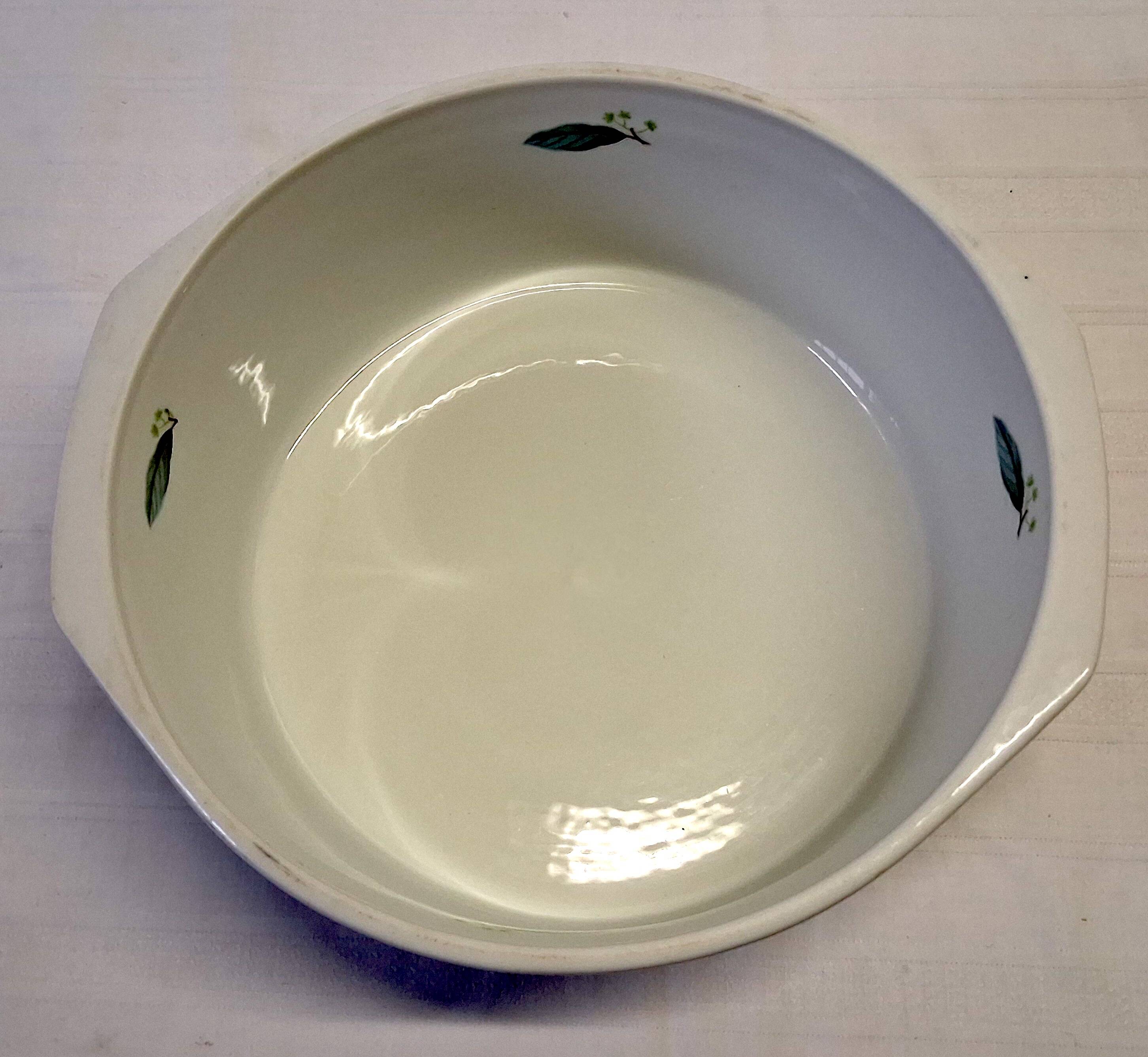 Very pretty Digoin Sarreguemines soufflé dish in very good condition