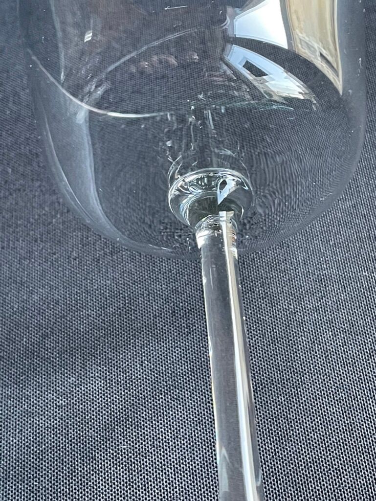 6 wine glasses light blown crystal