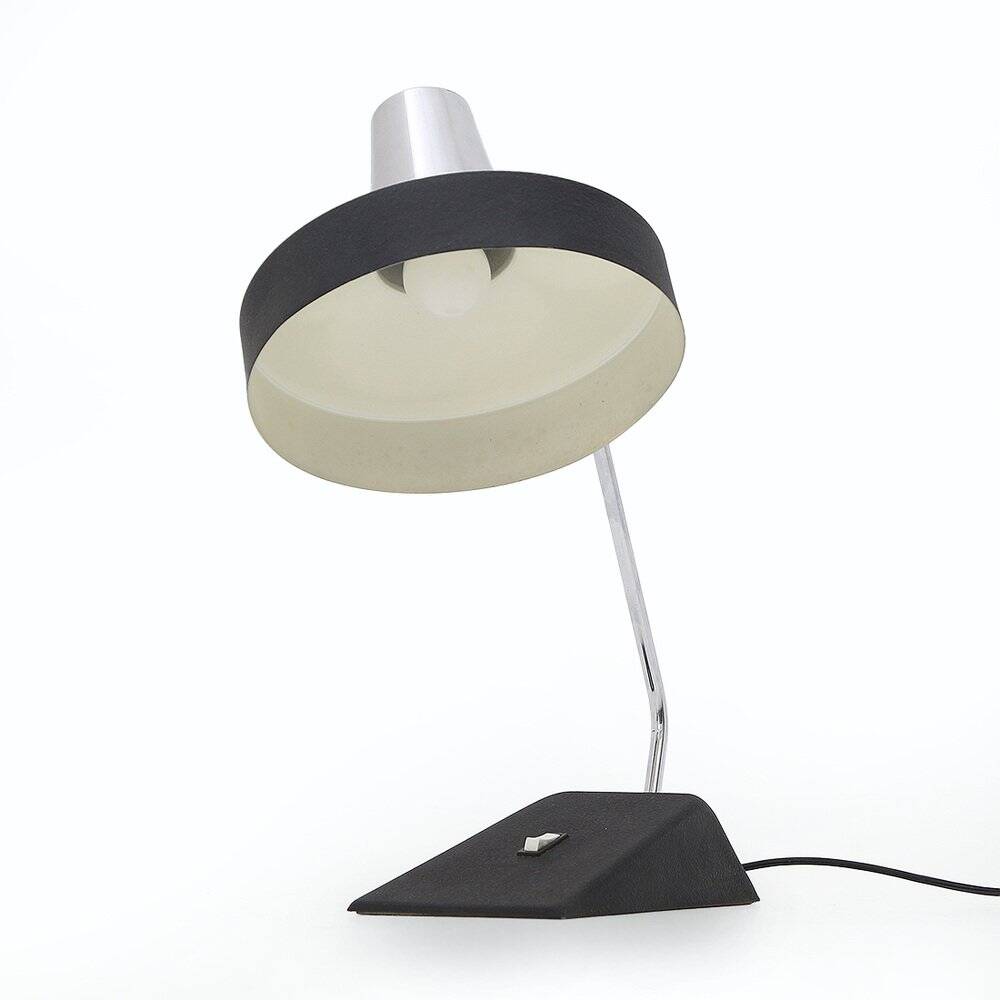 Table lamp in chrome metal and painted black by Seminara, 1960s.
