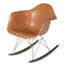 Fauteuil orange Charles et Ray Eames