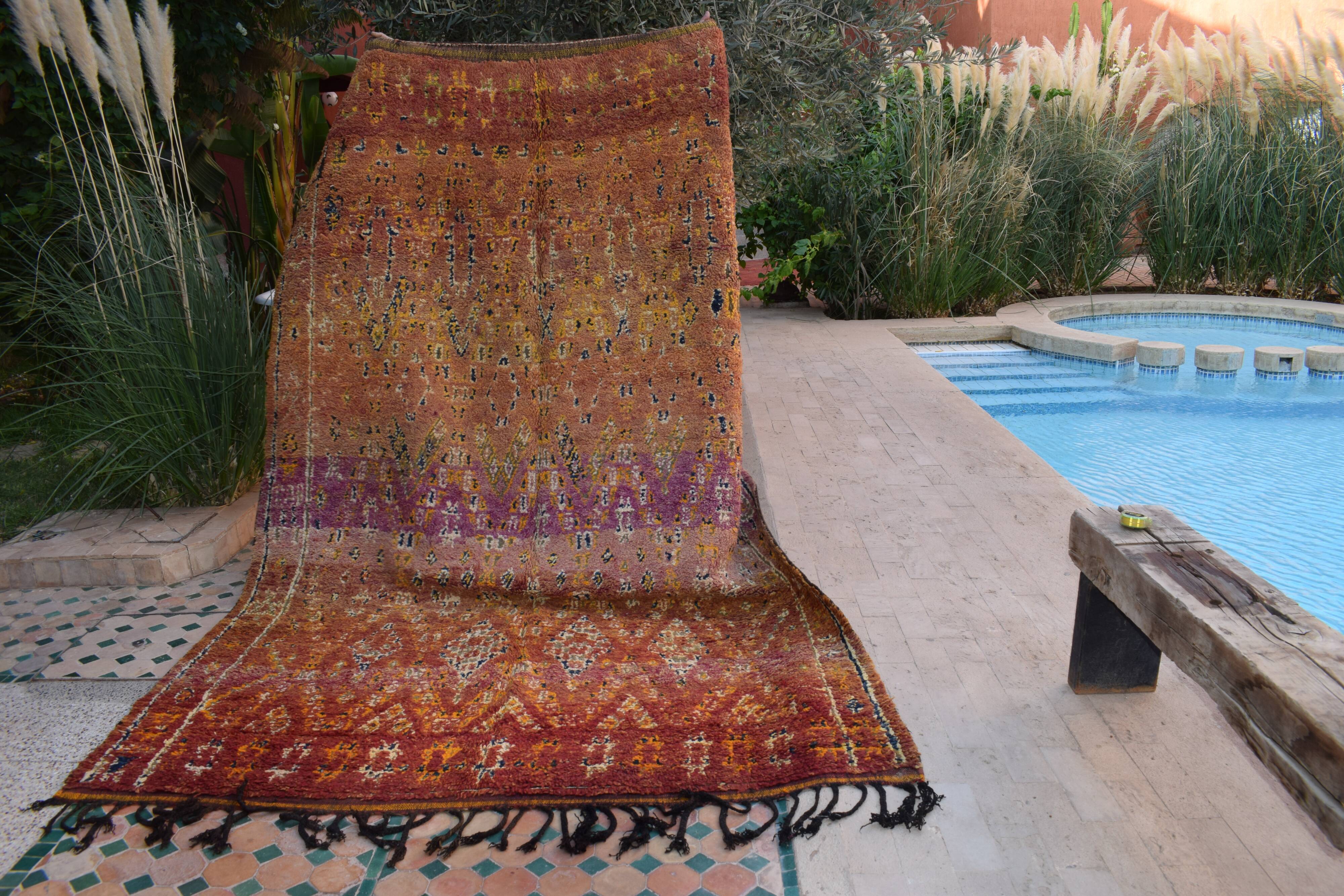 Vintage Moroccan Berber rug, 305x194 cm