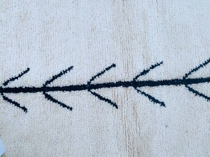 Traditional Moroccan Rug 200cm x 300cm