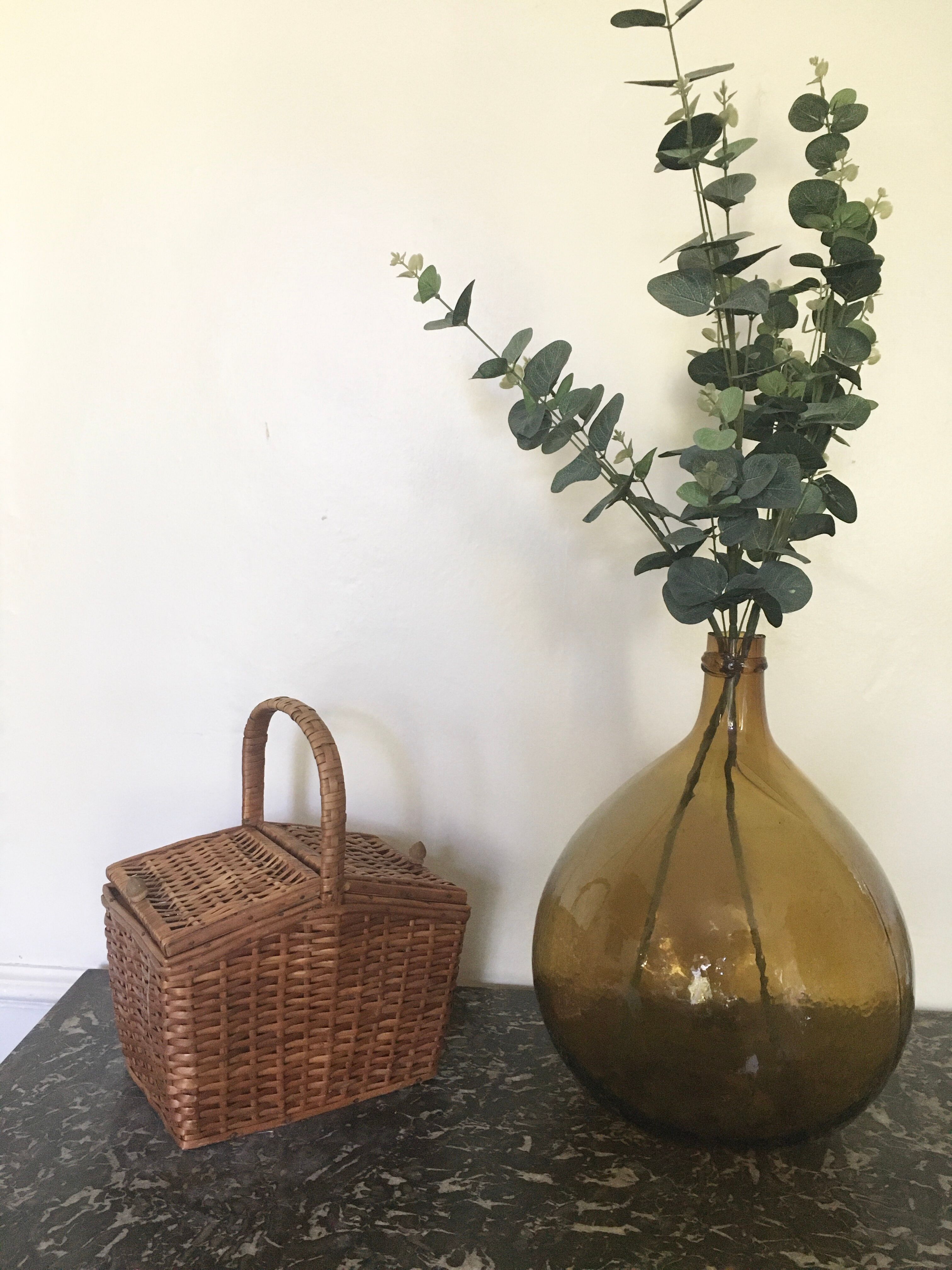 Amber color demijohn 10l