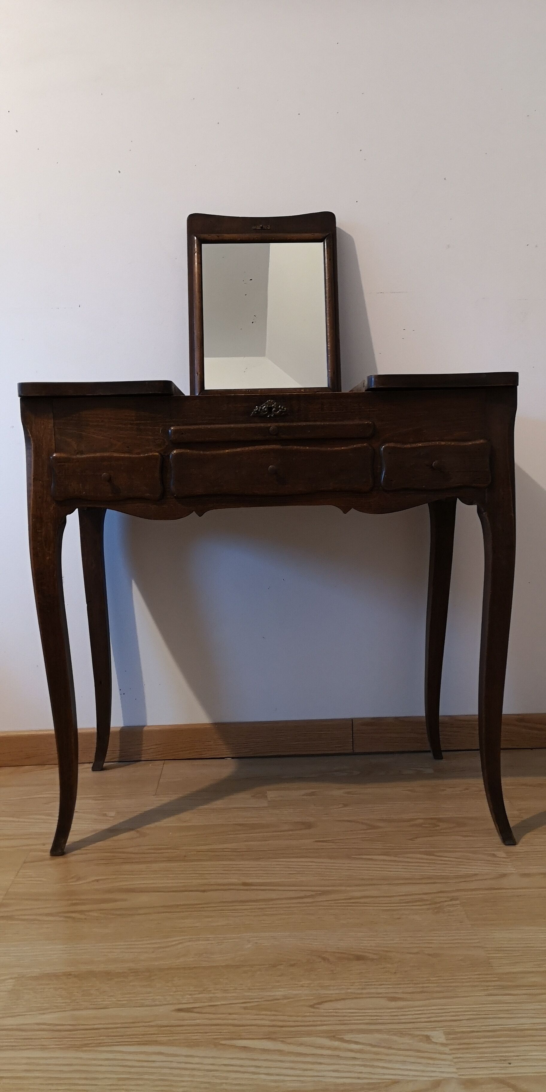 Louis XV style dressing table