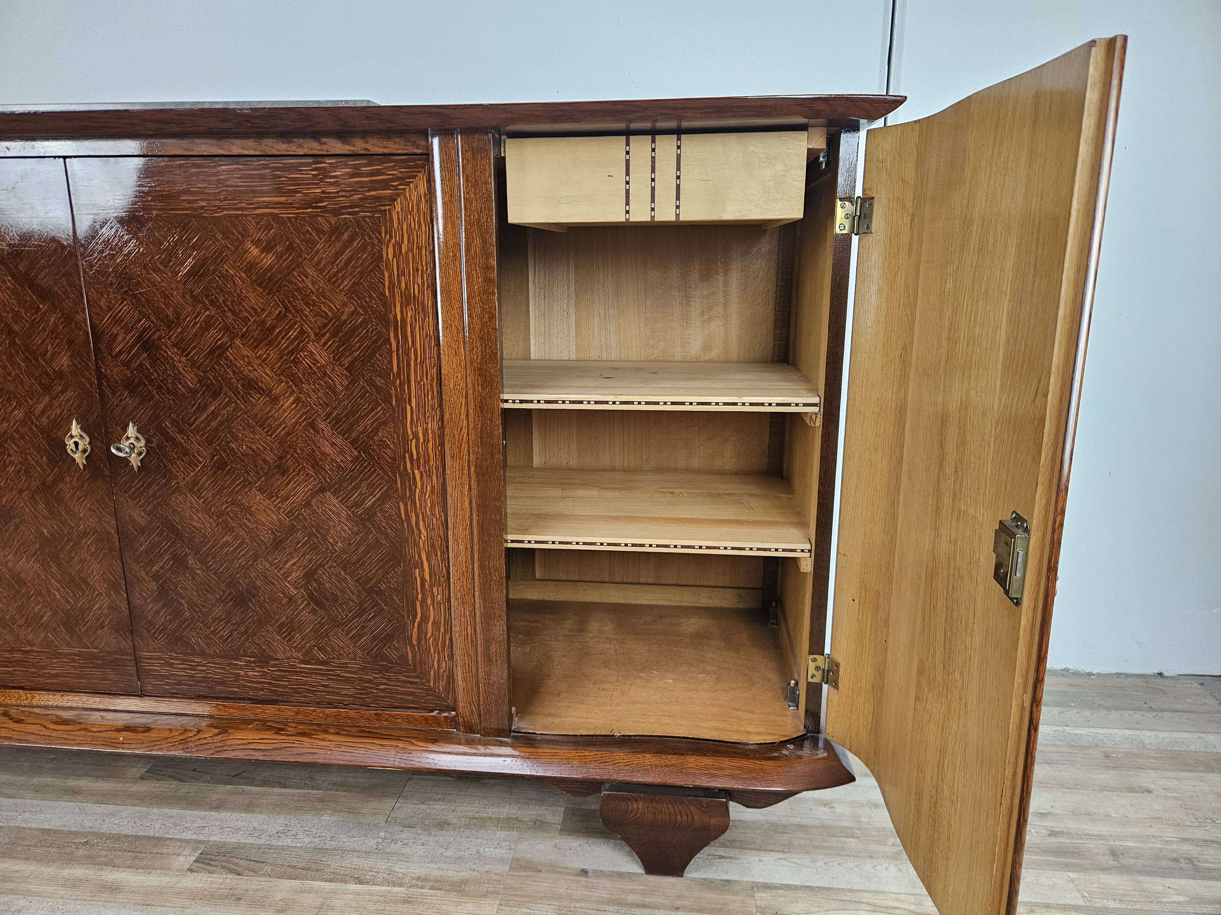 Buffet Art Déco en chêne pour salle à manger avec plateau en marbre