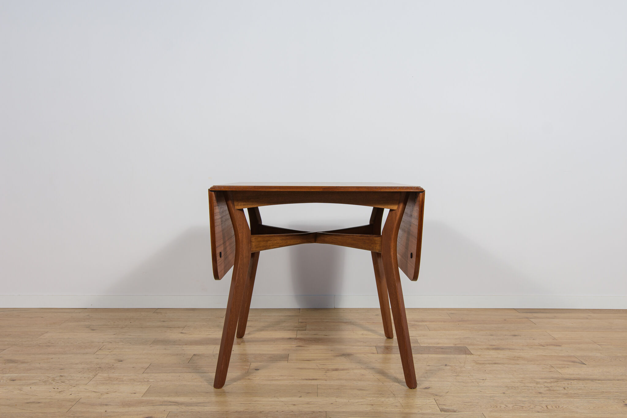 Mid-Century Butterfly Dining Table from G-Plan, United Kingdom, 1950s