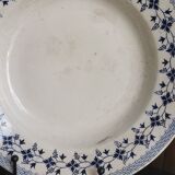 6 anciennes assiettes creuses dépareillées en Terre de Fer vertes et bleues