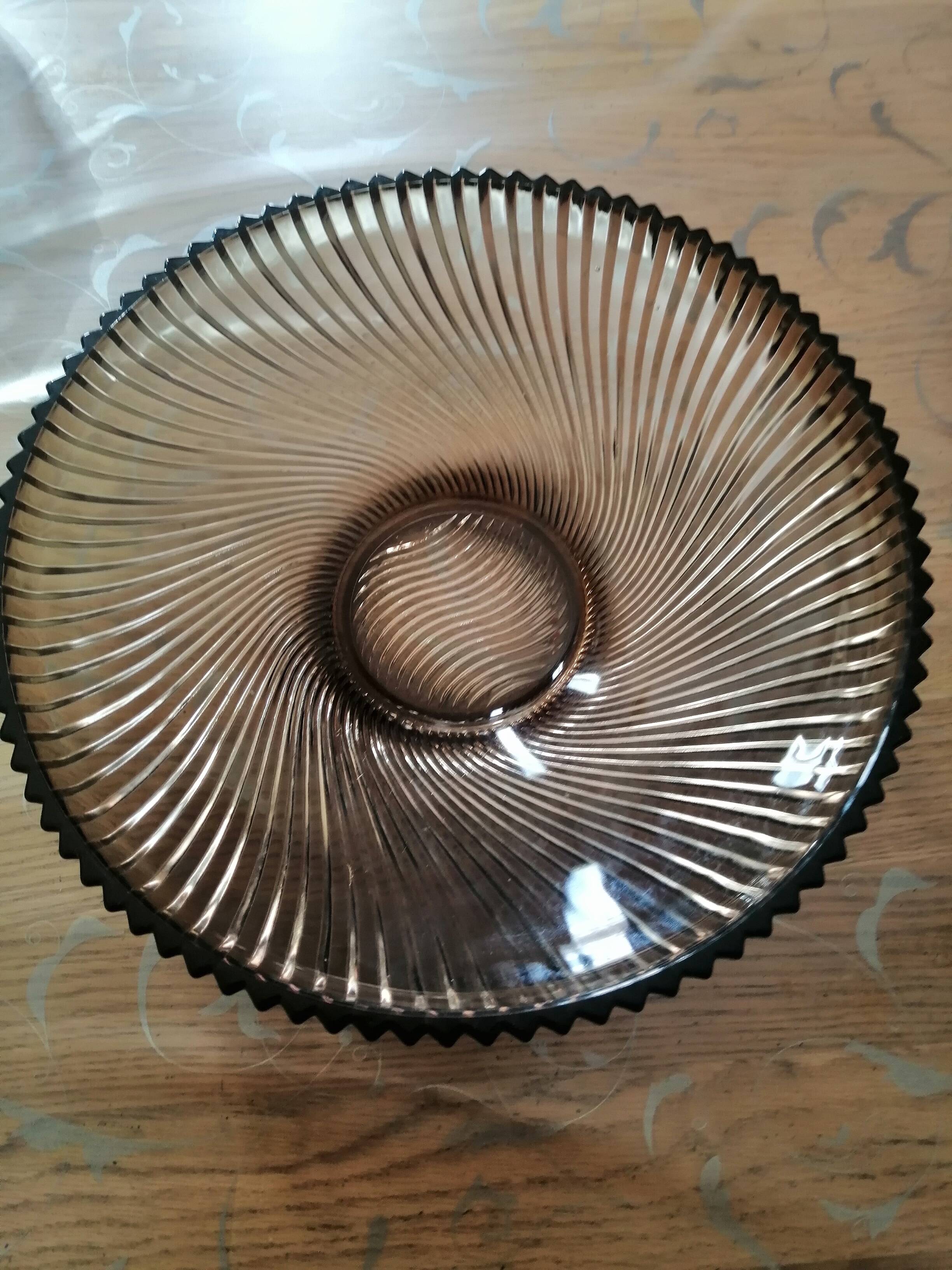 vintage round fruit basket