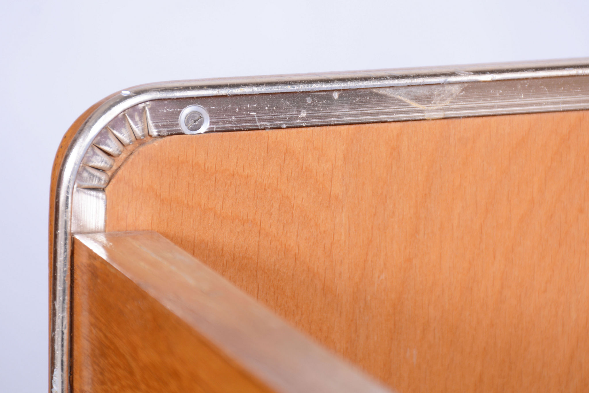 Armoire de rangement à charnières, Jitona Sobeslav, Tchéquie, années 1950