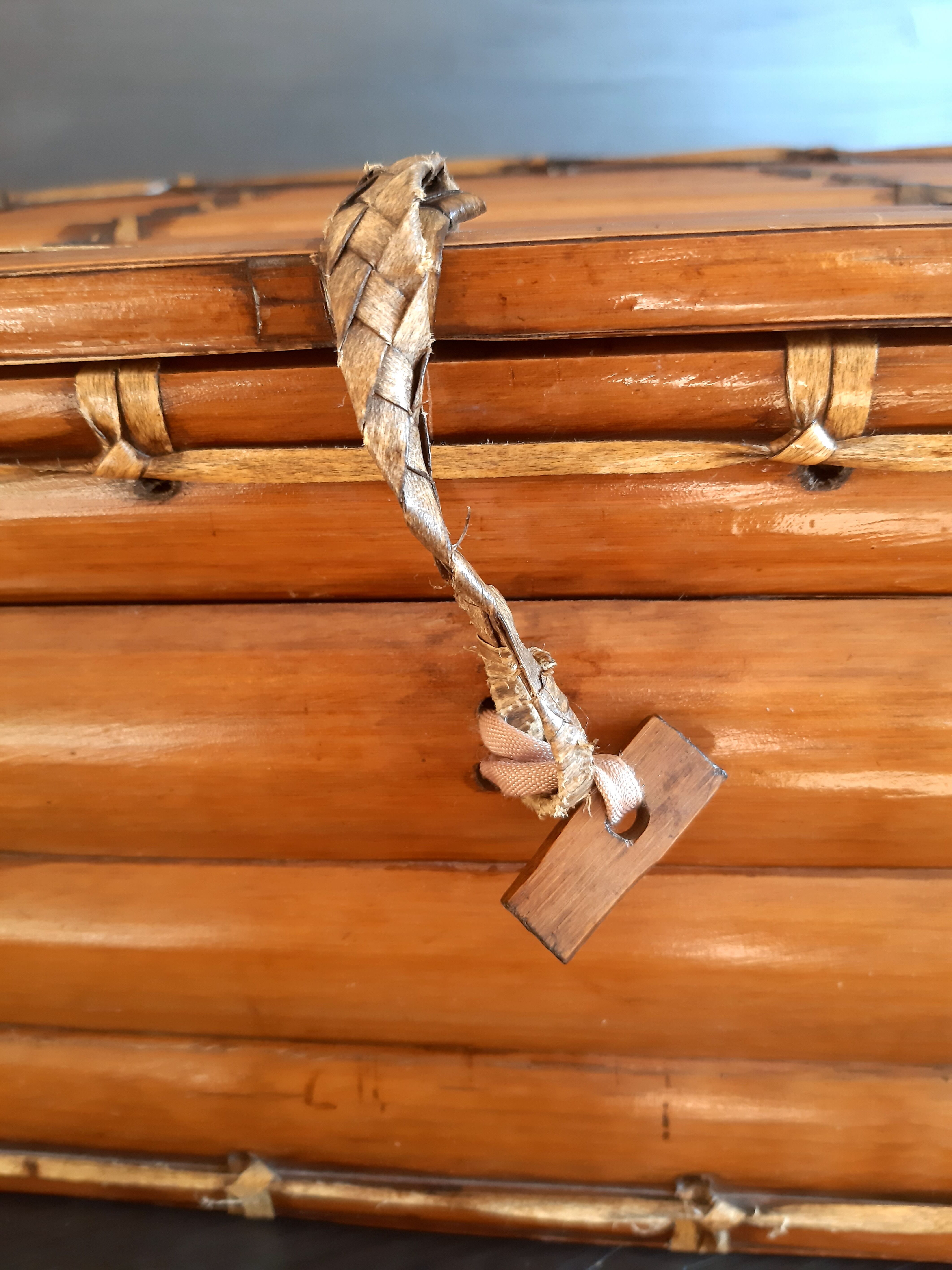 Boîte en rotin