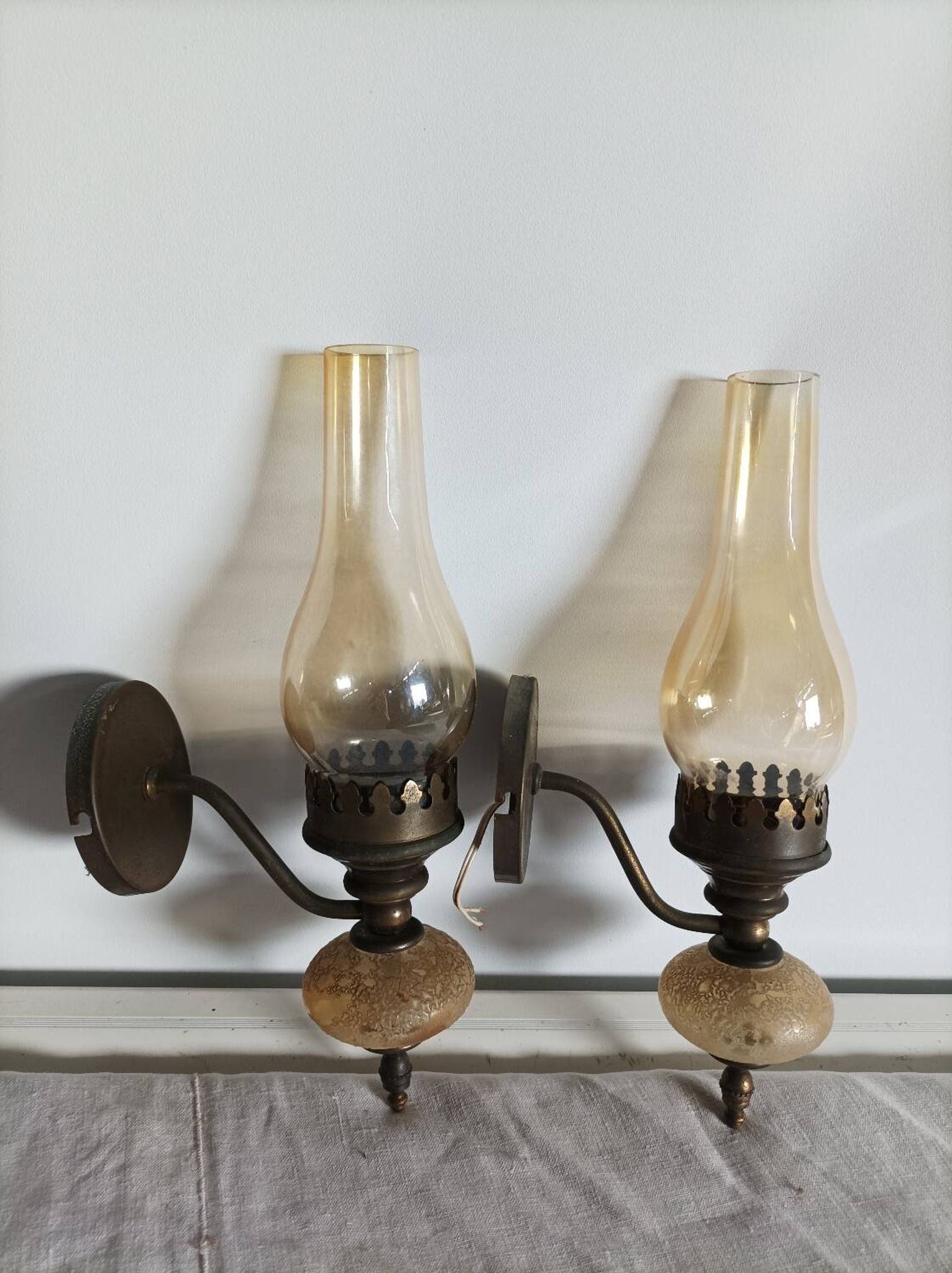 Pair of vintage wall lights
