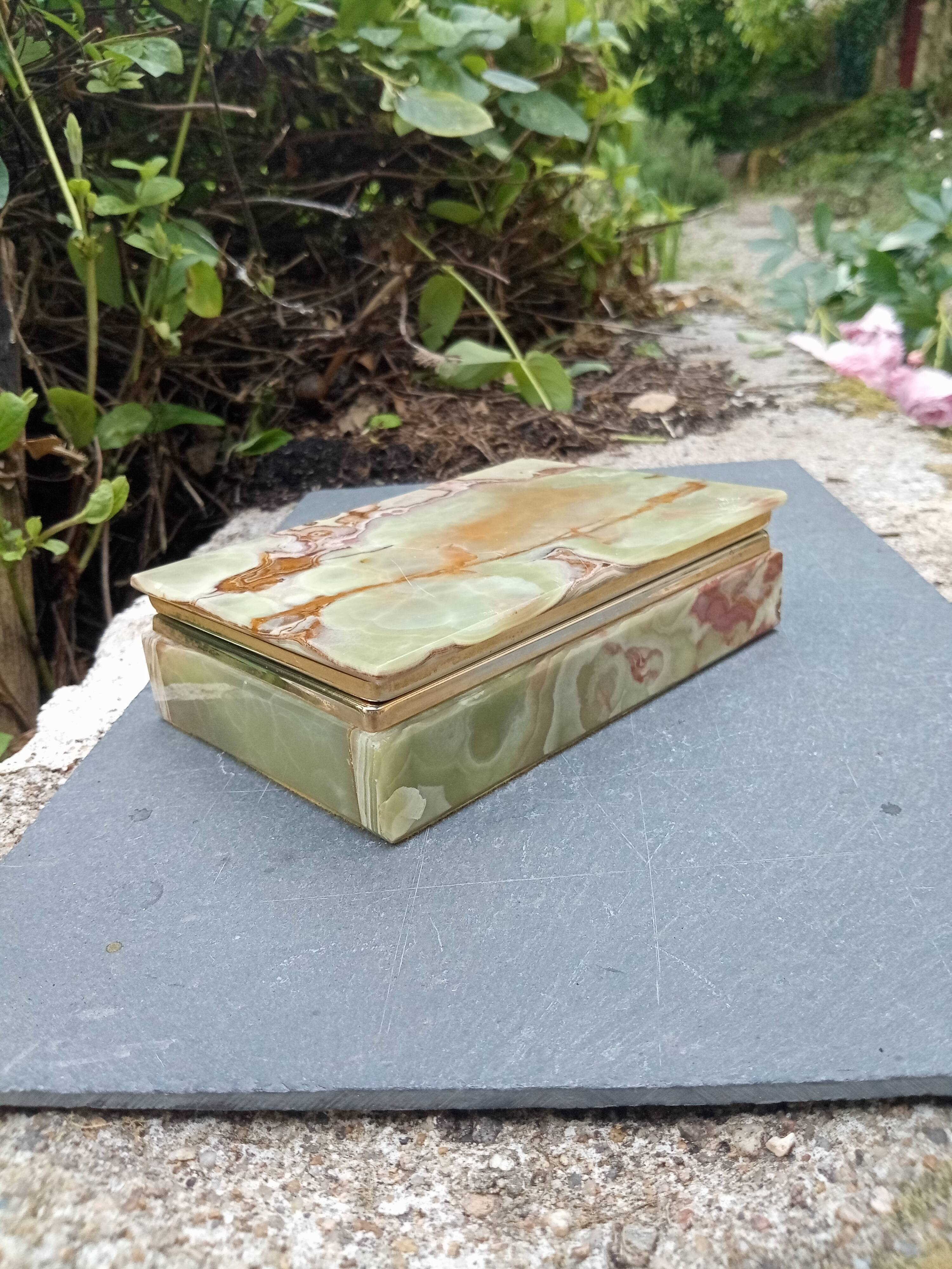 Onyx catchall from the 1960s, vintage Italy.