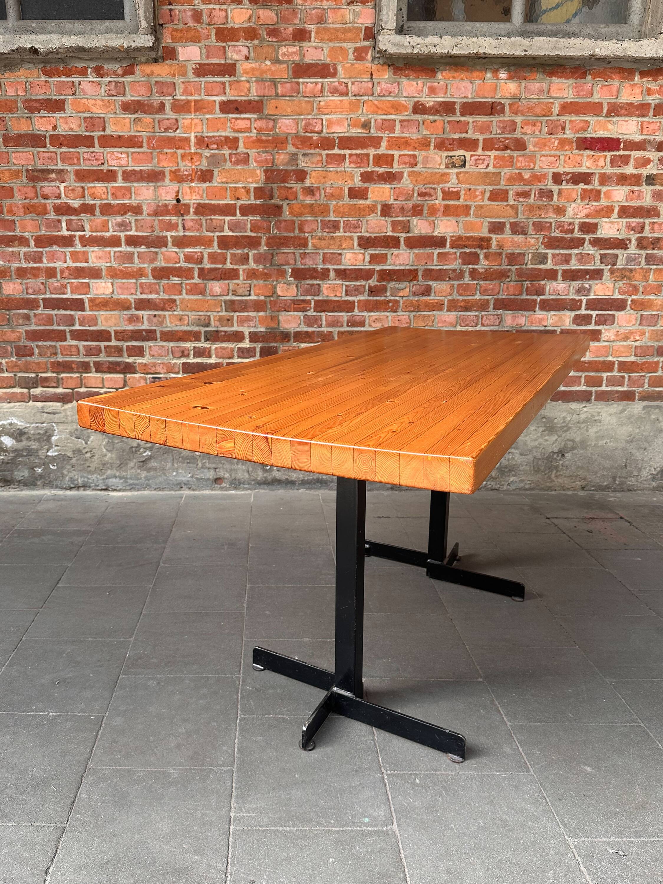 Dining table or desk Les Arcs Charlotte Perriand solid pine France 1960