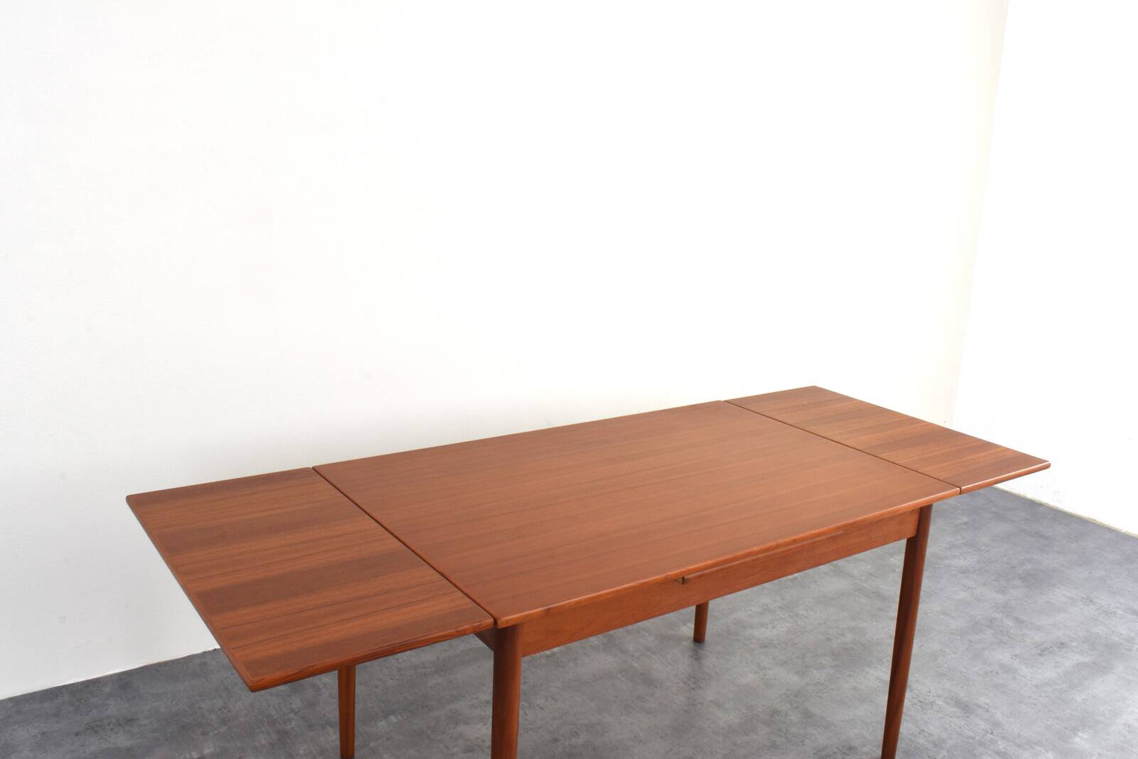 Mid-Century Danish Teak Extendable Dining Table, 1960s.