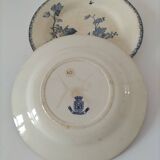 Duo of Gien plates, Groseilles model