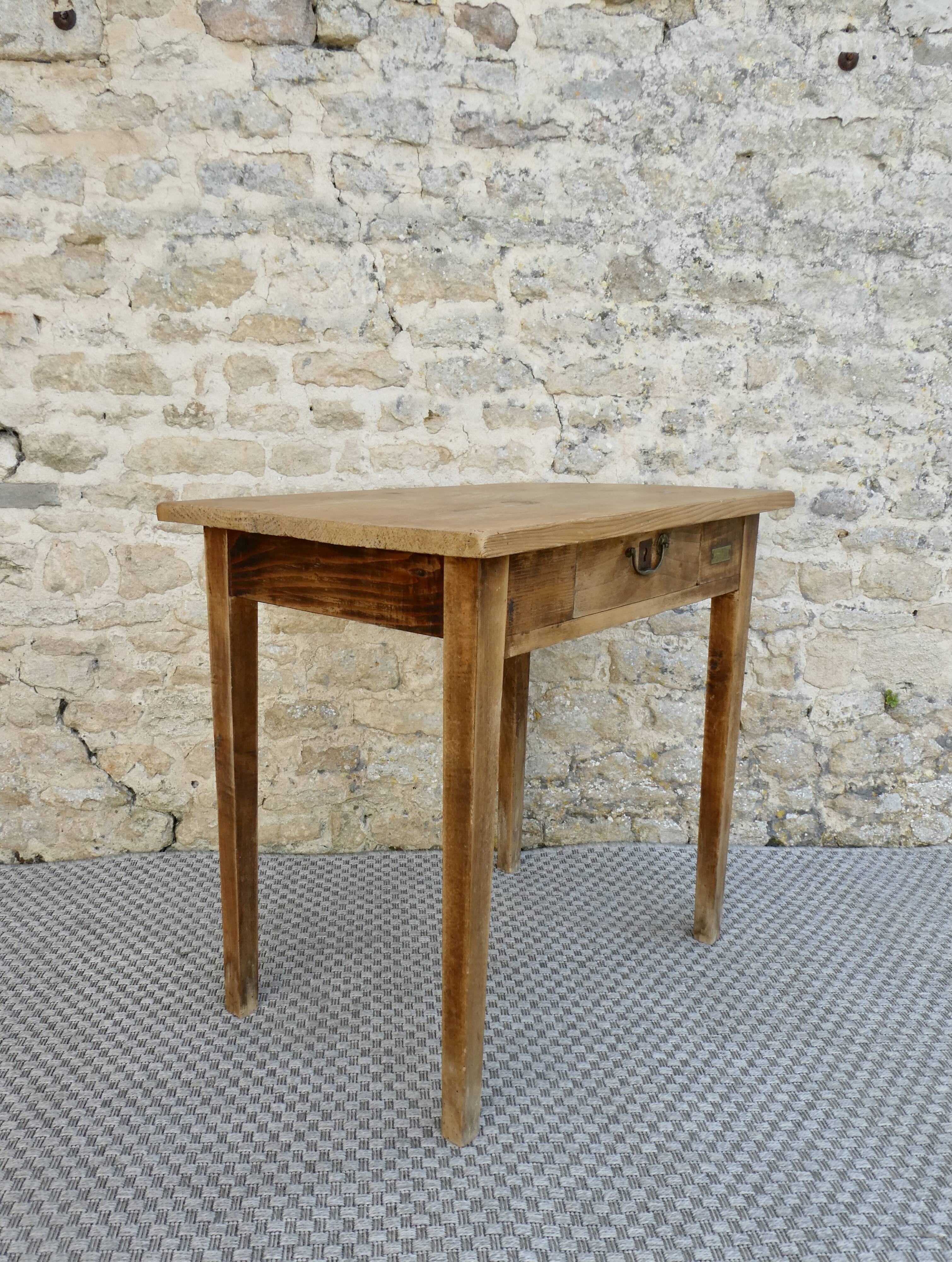 Solid wood desk, Croissandeau and Perreau in Orléans