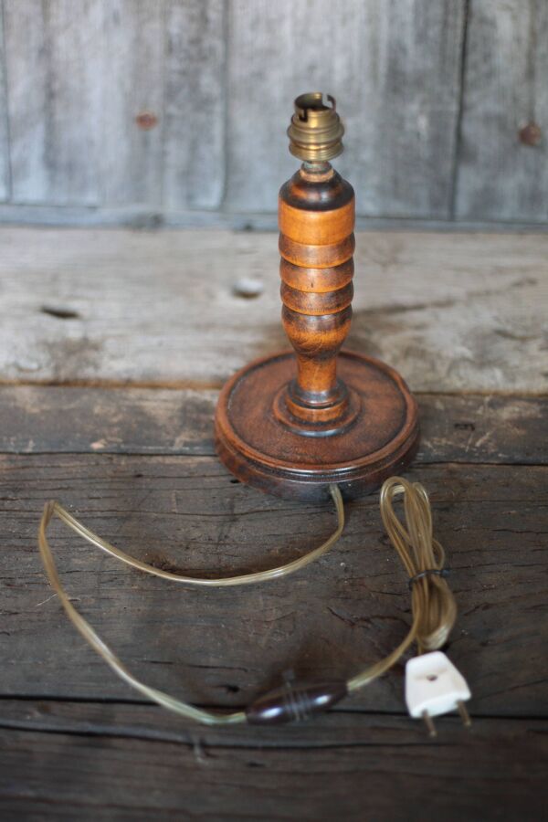 lampe bois, pied de lampe bois vintage, lampe à poser, lampe de salon, lamp