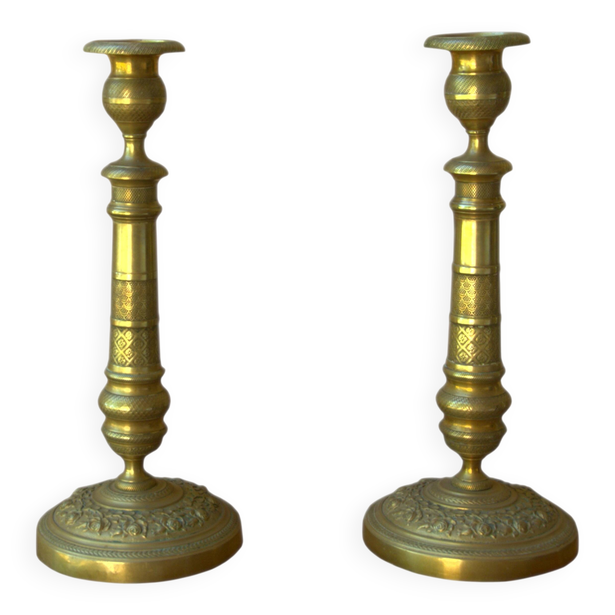 Pair of French neoclassical brass candlesticks, 19th century, 12x29cm