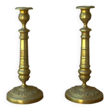 Pair of French neoclassical brass candlesticks, 19th century, 12x29cm