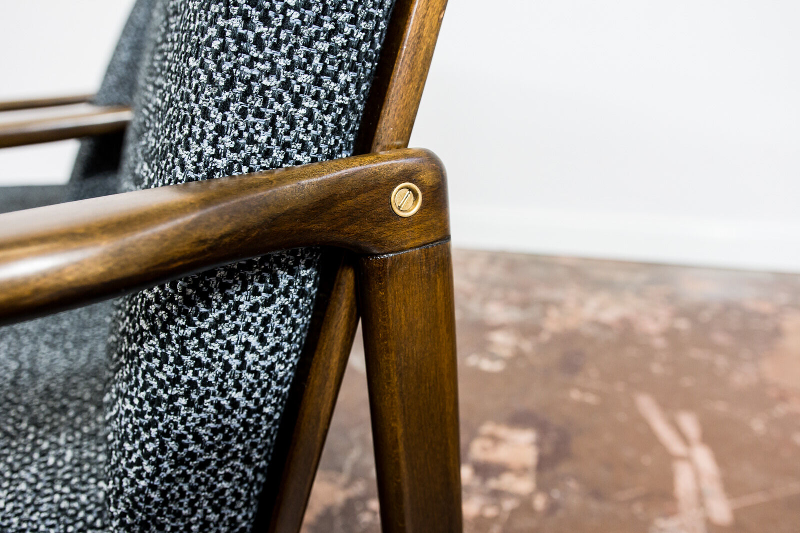 Pair of Restored Black B-7522 armchairs by Zenon Bączyk, 1960’s