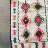 Tapis de couloir kilim berbère ancien