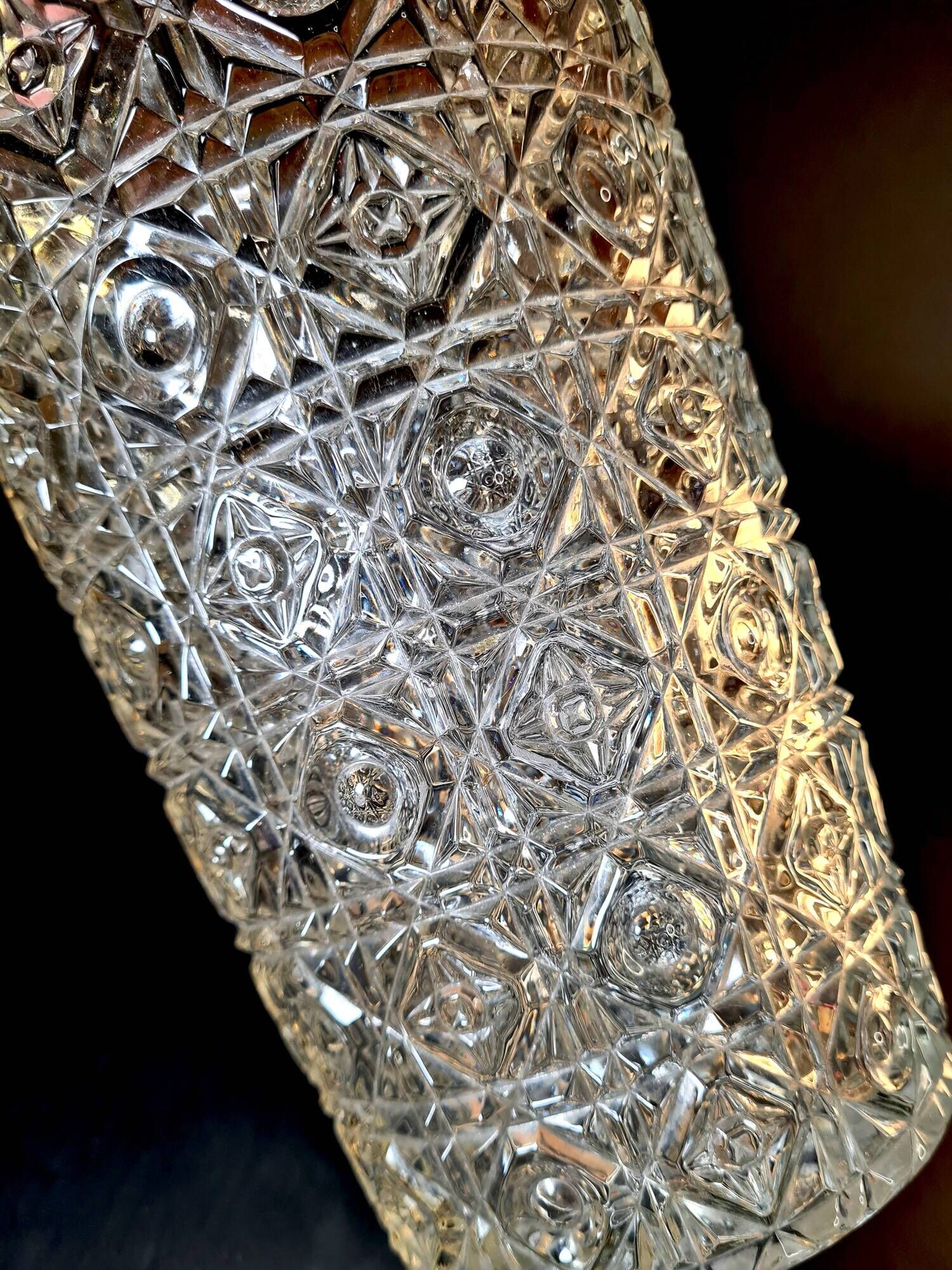 Large cut crystal vase – geometric monogram pattern