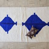 Handmade wool rug, size 100 x 200 cm