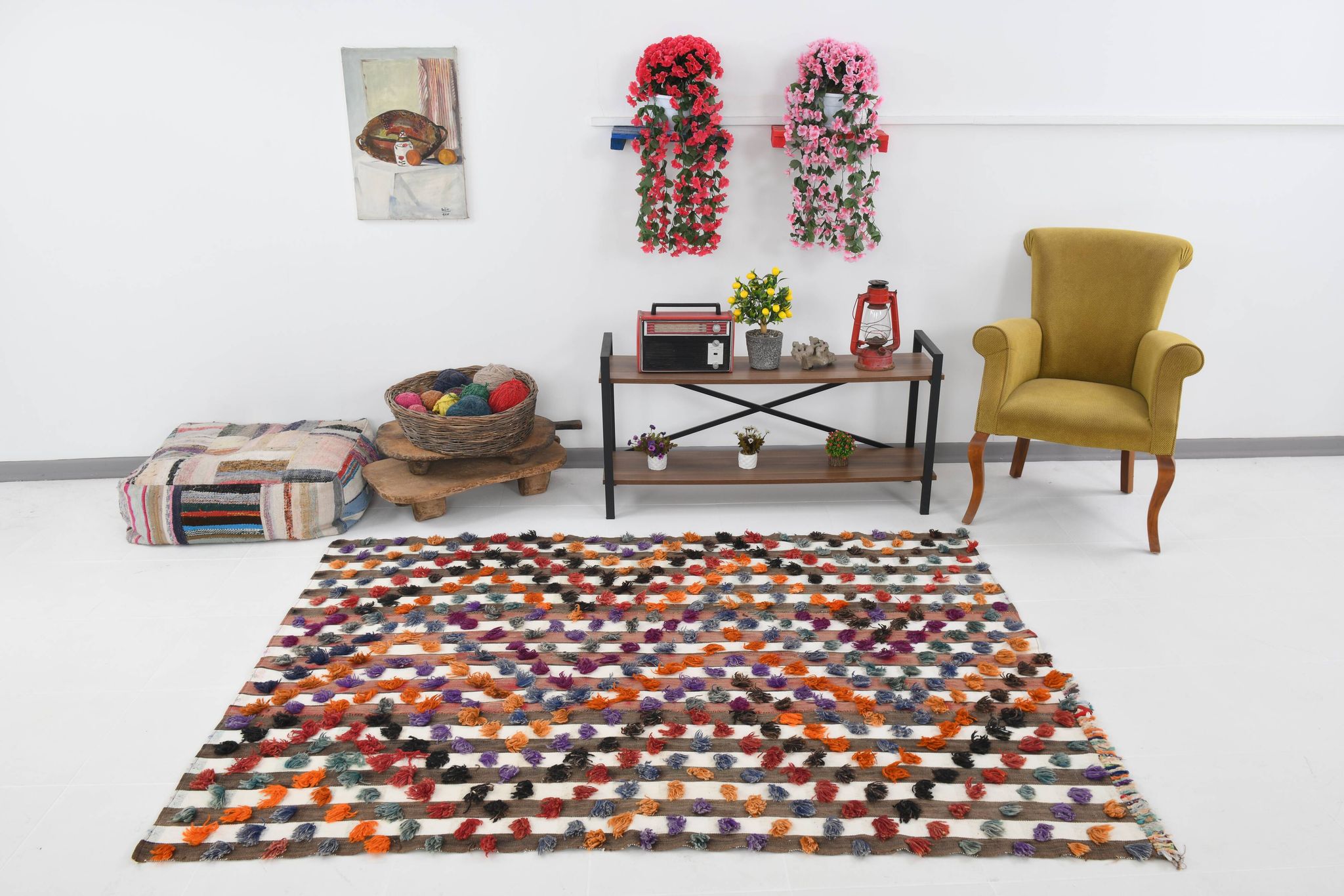 Polka dot wool vintage rug