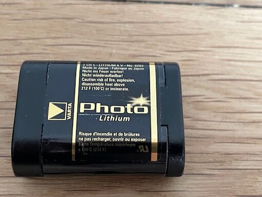 Minolta DYNAX 5000 i film camera and MINOLTA AF 35-105 mm lens