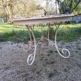 Old presentation table
