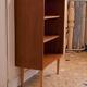 Shelf on spindle feet