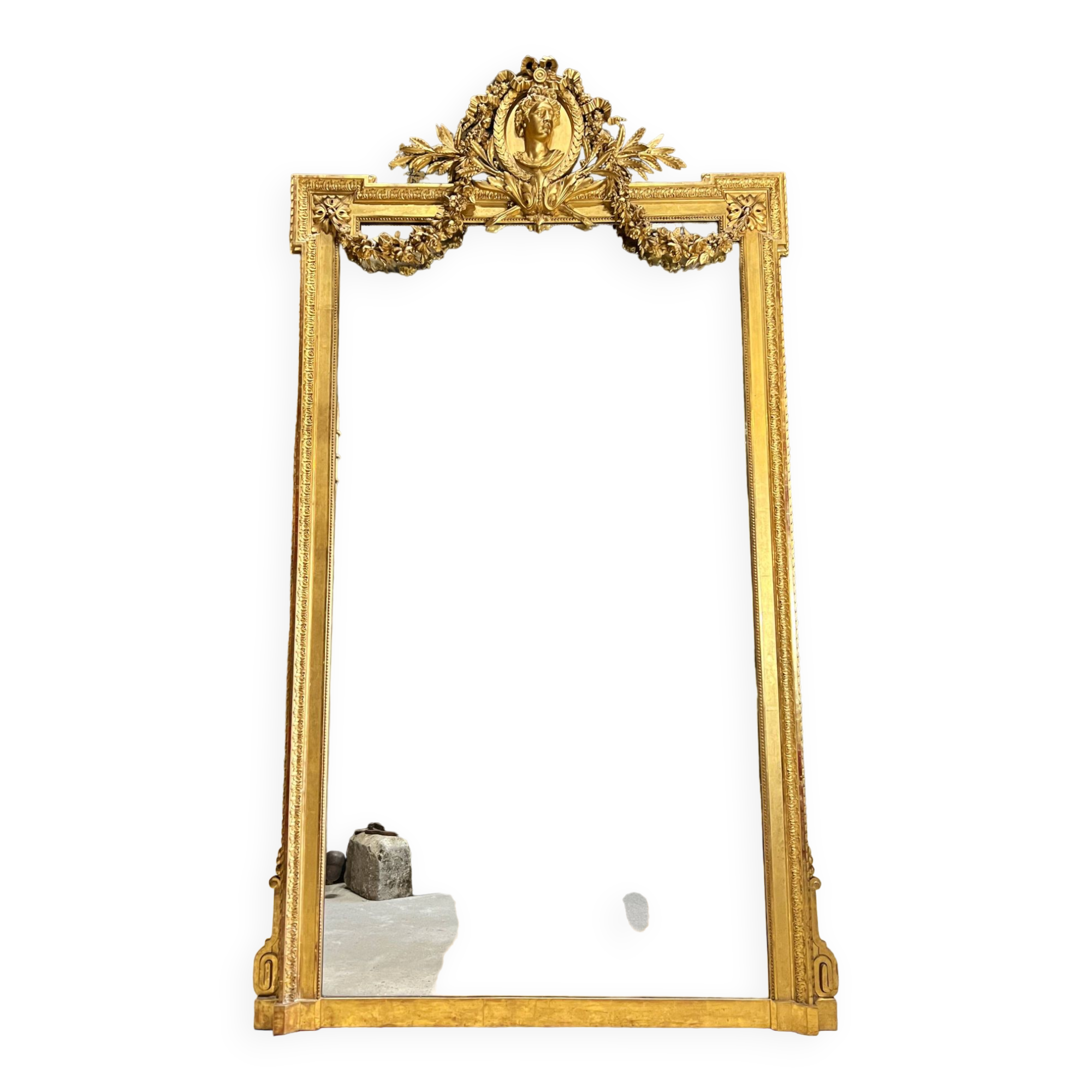 Monumental mirror Napoleon III in gilded wood with the profile of Apollo