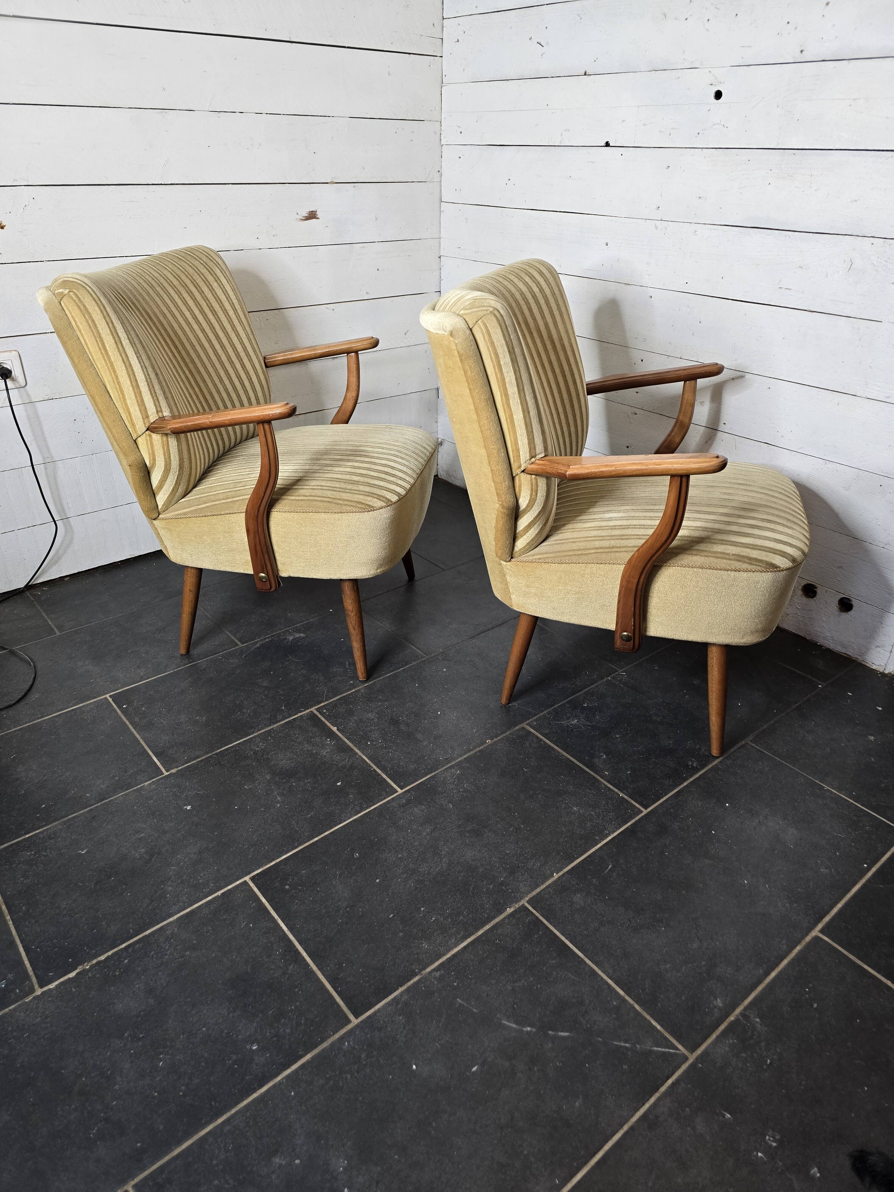 Paire de fauteuils cocktail