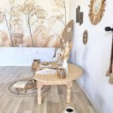 Folding coffee table