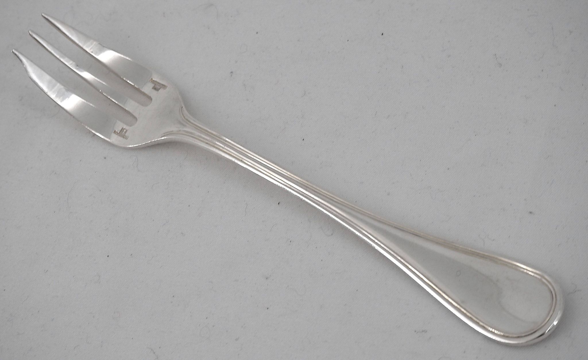 Christofle Albi, 10 silver-plated cake forks, excellent condition.
