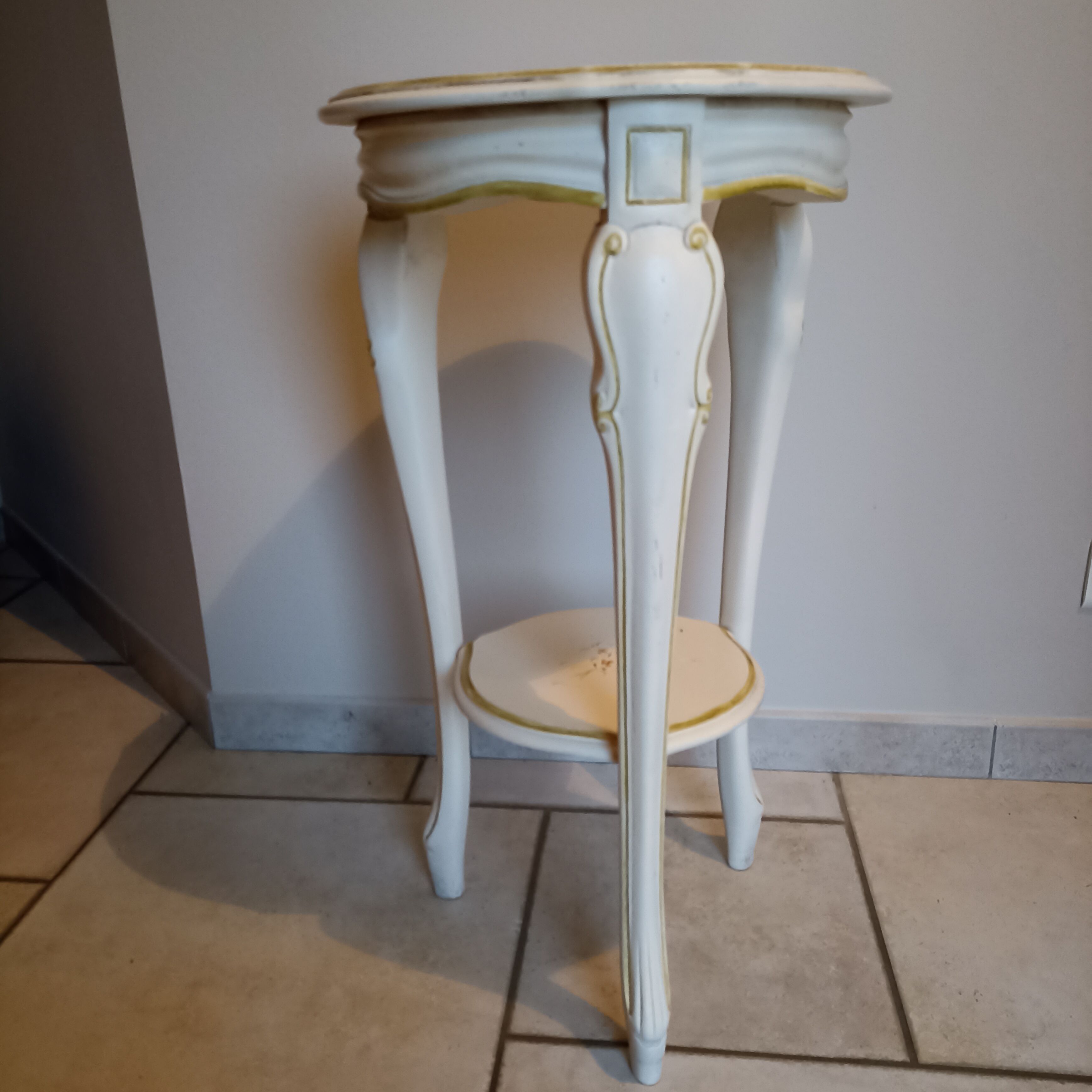 Painted wood harness