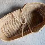 Bassinet moses in palm