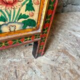 Buffet tibétain ancien peint à la main