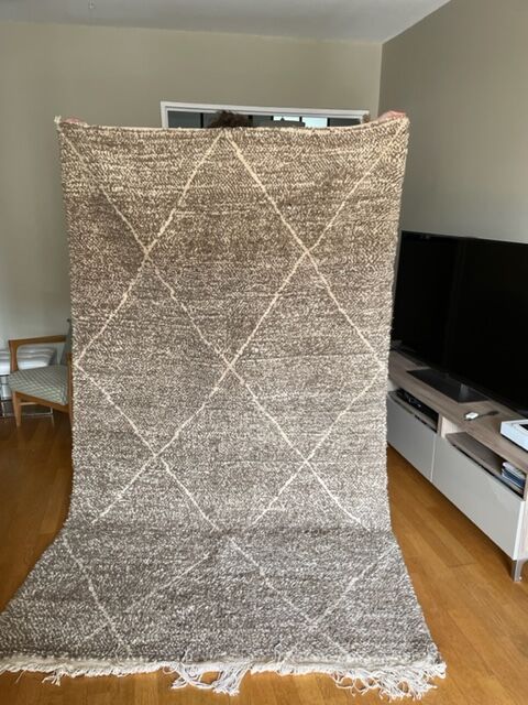 Carpet blessed ouarain speckled beige 254 x 146 cm