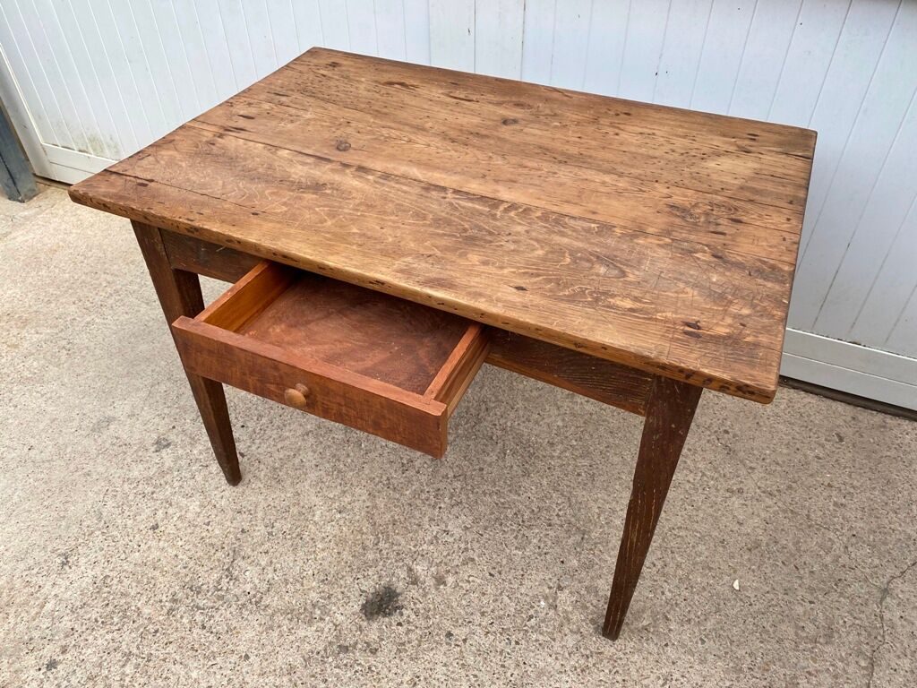 Solid wooden farm table with 1 drawer