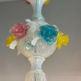 Venetian chandelier in multicolored Murano glass predominantly milky white, 12 arms of light