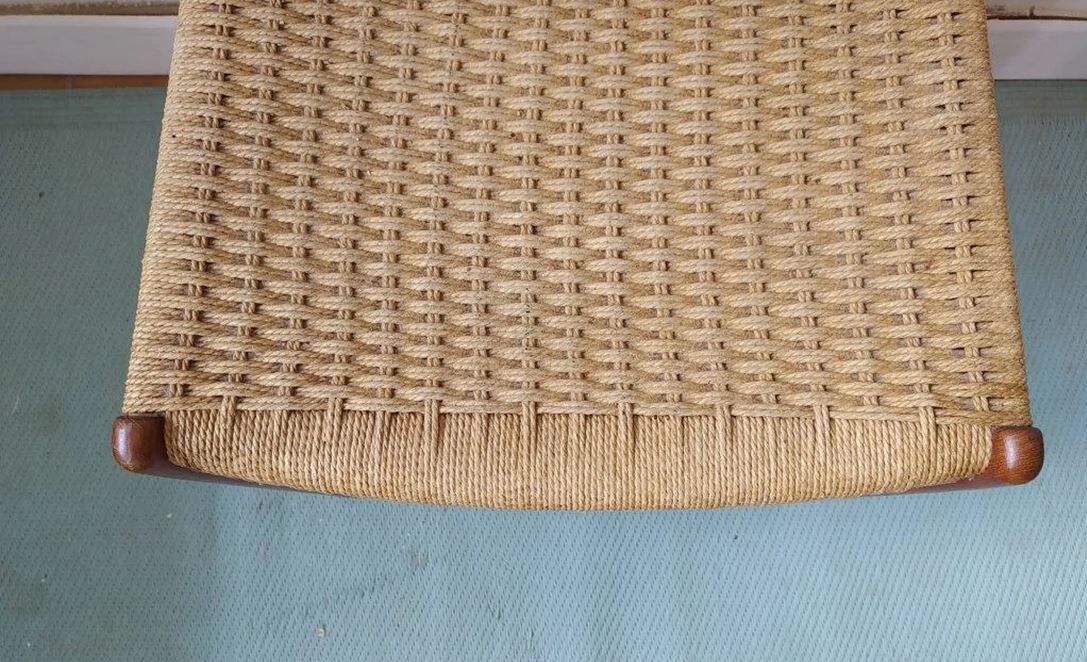 Danish Scandinavian chair in teak and rope GS 60