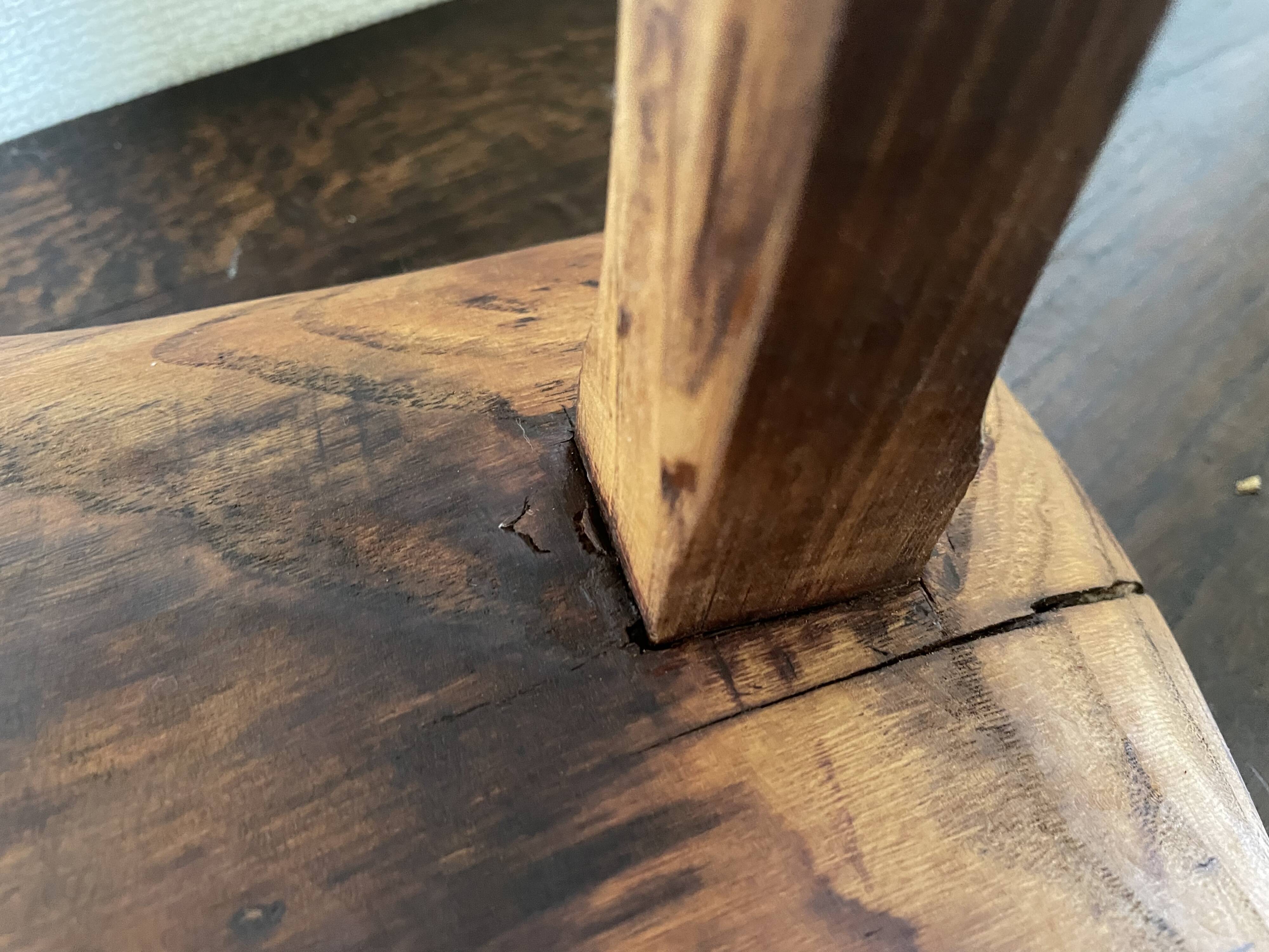Tabouret tripode