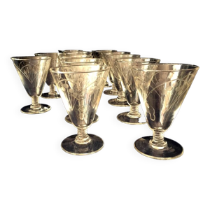 Suite de 12 verres à - liqueur