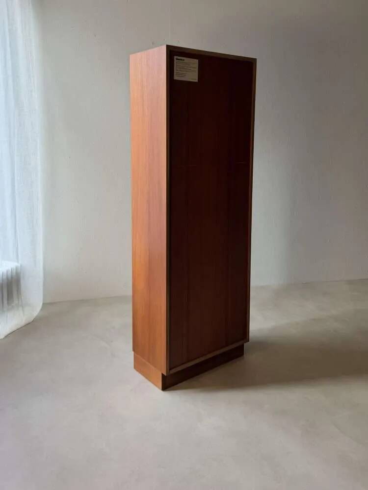 Teak display cabinet Omann Jun Danish design from the 1960s.